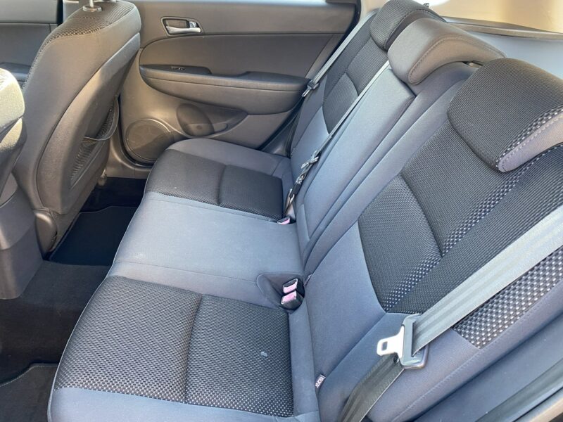 Hyundai i30 Po liftingu, klimatronik, czujniki parkowania, mocny silnik, 8 airbag I (2002-2013)