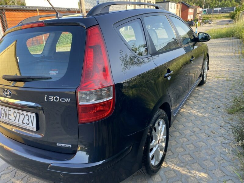 Hyundai i30 Po liftingu, klimatronik, czujniki parkowania, mocny silnik, 8 airbag I (2002-2013)