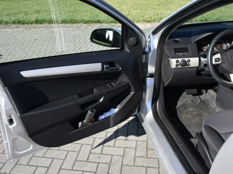 Opel Astra 1.8benz DUDKI11 Automat.Klimatyzacja.Alu.Centralka.kredyt.OKAZJA H (2004-2014)