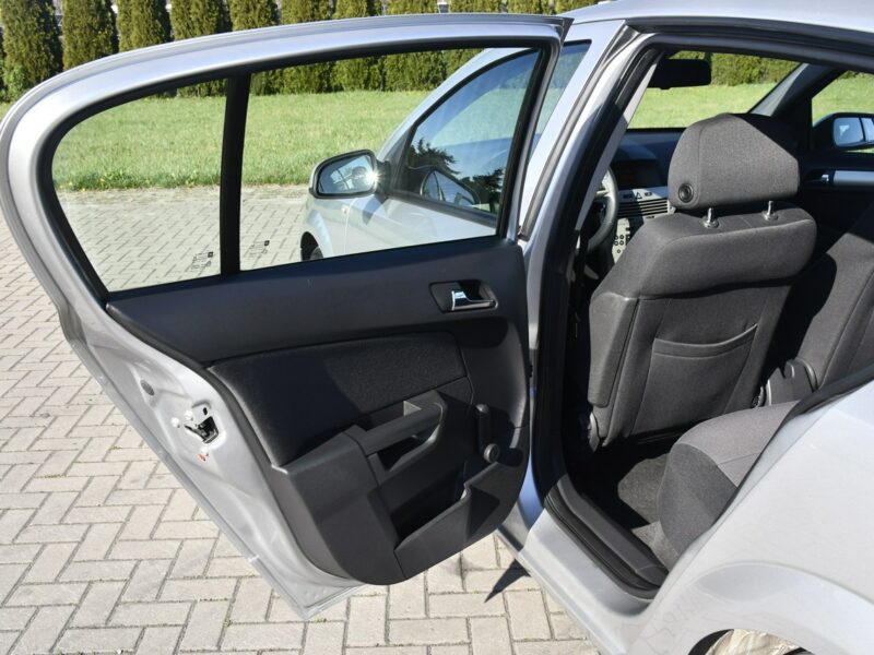 Škoda Superb Salon Polska Gwarancja Active III (2015-2023)