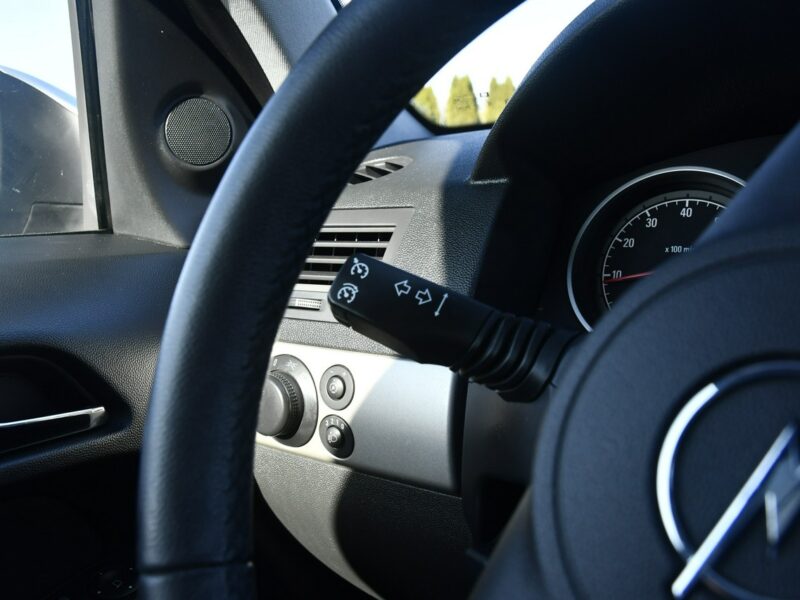 Opel Astra 1.8benz DUDKI11 Automat.Klimatyzacja.Alu.Centralka.kredyt.OKAZJA H (2004-2014)