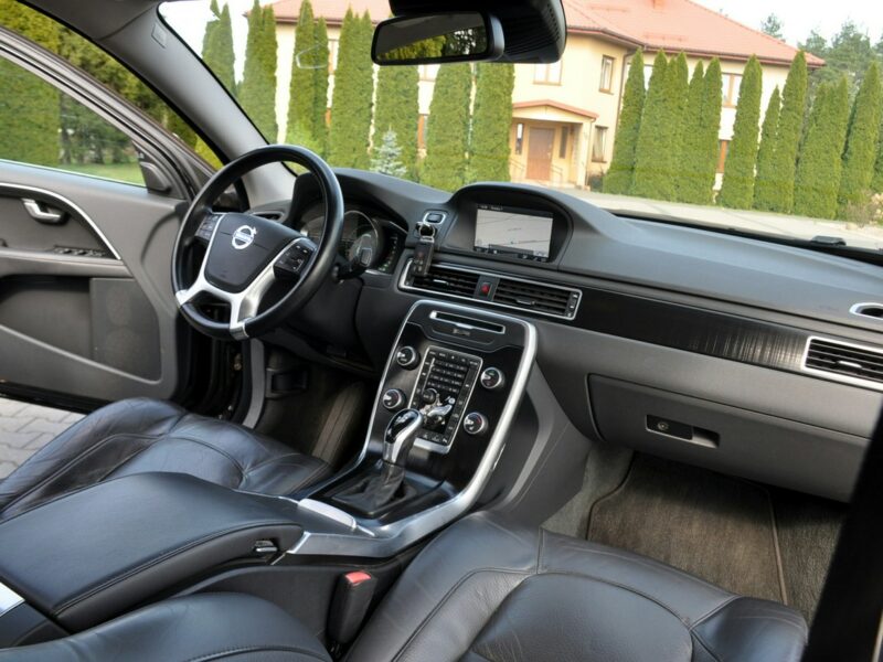 Volvo S80 2.0d(181KM)*Lift*Led*Xenon*Navi*El.Fotele*Skóry*Virtual*Alu18"FUL*ASO II (2006-)