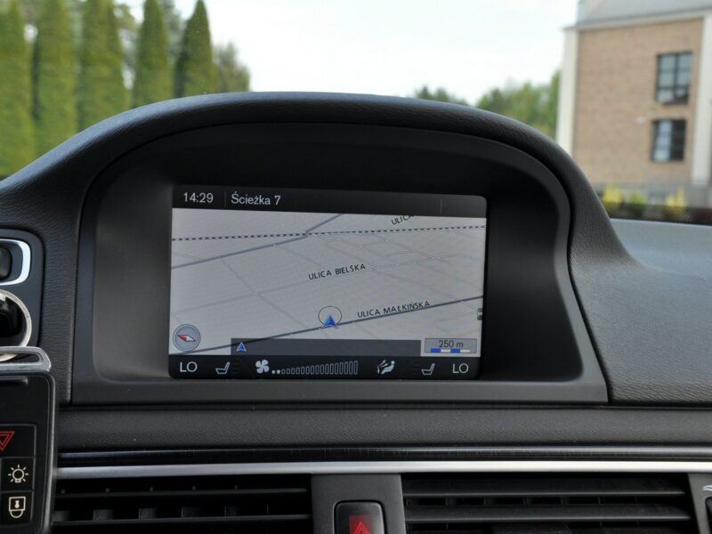 Volvo S80 2.0d(181KM)*Lift*Led*Xenon*Navi*El.Fotele*Skóry*Virtual*Alu18"FUL*ASO II (2006-)