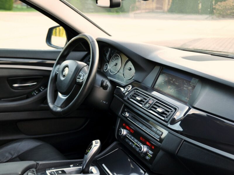 BMW 530 3.0d(258KM)*Bi-Xenon*Ringi*Navi Profesjonal*Skóry*2xParktr.*Alu 17"ASO F10 (2009-2017)