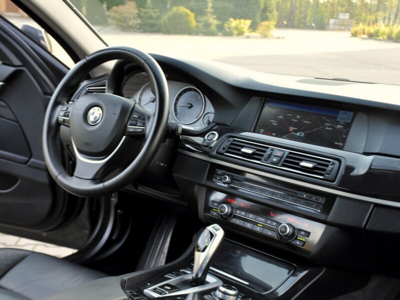 BMW 530 3.0d(258KM)*Bi-Xenon*Ringi*Navi Profesjonal*Skóry*2xParktr.*Alu 17"ASO F10 (2009-2017)
