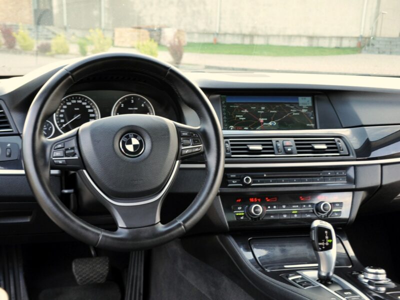 BMW 530 3.0d(258KM)*Bi-Xenon*Ringi*Navi Profesjonal*Skóry*2xParktr.*Alu 17"ASO F10 (2009-2017)