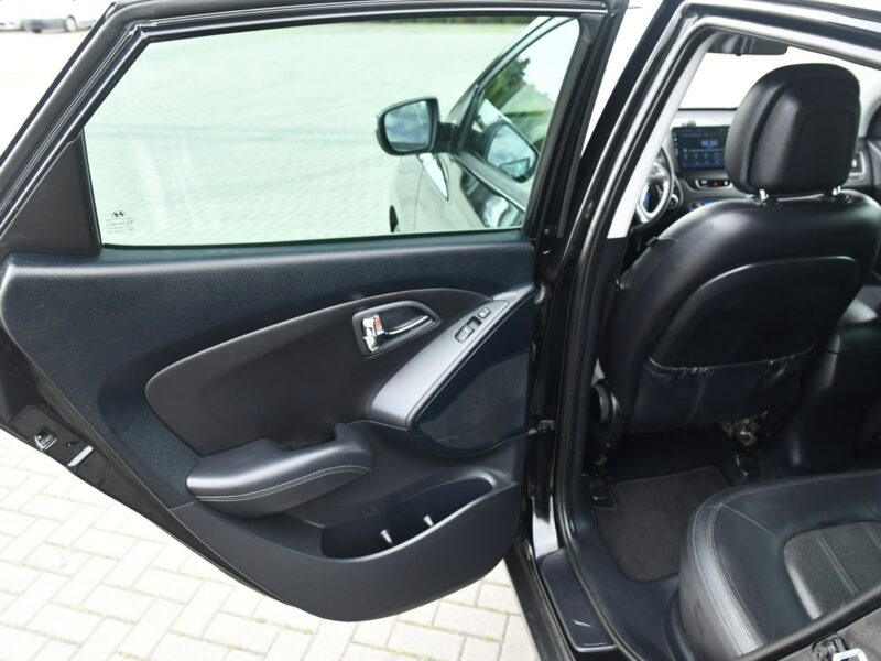 Hyundai ix35 1,6benz DUDKI11 Skóry,Navi.Kam.Przód Tył.Tempomat.Podg.Fot.Przód i T.