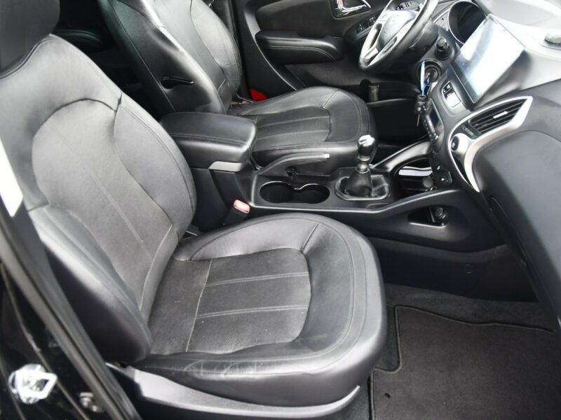 Hyundai ix35 1,6benz DUDKI11 Skóry,Navi.Kam.Przód Tył.Tempomat.Podg.Fot.Przód i T.