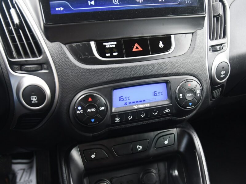 Hyundai ix35 1,6benz DUDKI11 Skóry,Navi.Kam.Przód Tył.Tempomat.Podg.Fot.Przód i T.