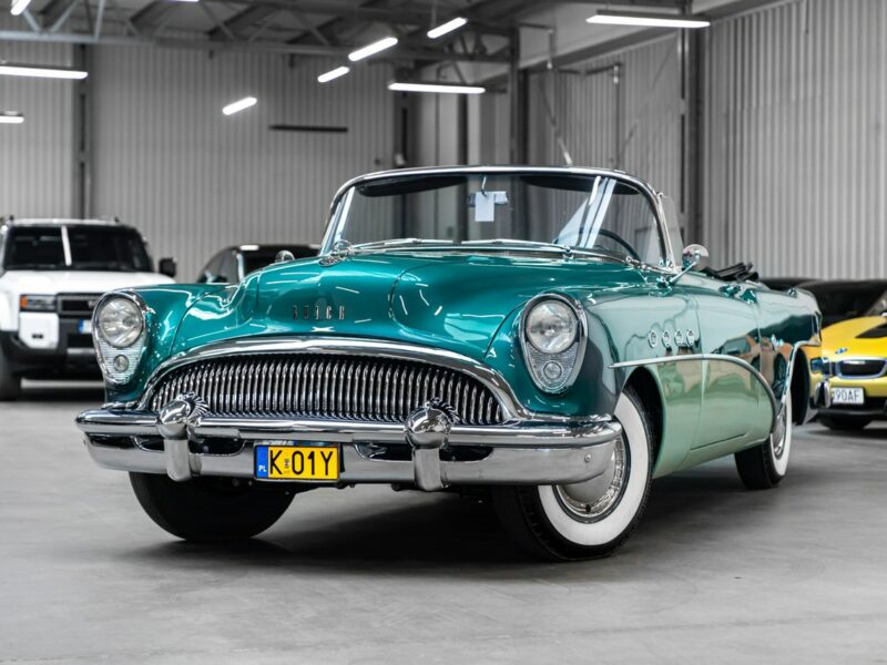 Buick Roadmaster Convertible 76C 1954 Stan fabryczny. Kolekcjonerski. Ideał VI (1954-1956)