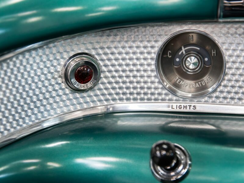 Buick Roadmaster Convertible 76C 1954 Stan fabryczny. Kolekcjonerski. Ideał VI (1954-1956)