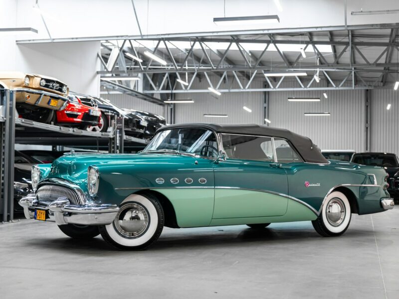 Buick Roadmaster Convertible 76C 1954 Stan fabryczny. Kolekcjonerski. Ideał VI (1954-1956)