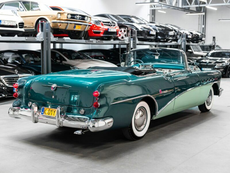 Buick Roadmaster Convertible 76C 1954 Stan fabryczny. Kolekcjonerski. Ideał VI (1954-1956)