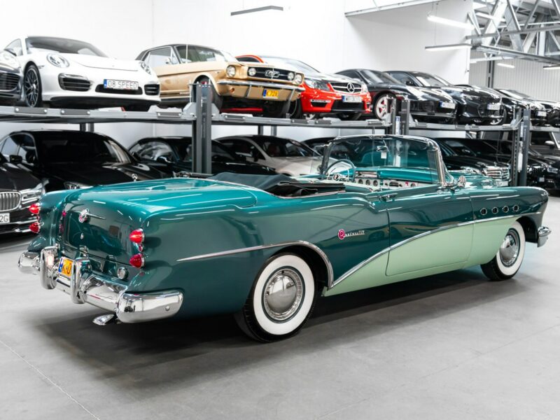 Buick Roadmaster Convertible 76C 1954 Stan fabryczny. Kolekcjonerski. Ideał VI (1954-1956)