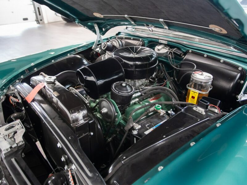 Buick Roadmaster Convertible 76C 1954 Stan fabryczny. Kolekcjonerski. Ideał VI (1954-1956)