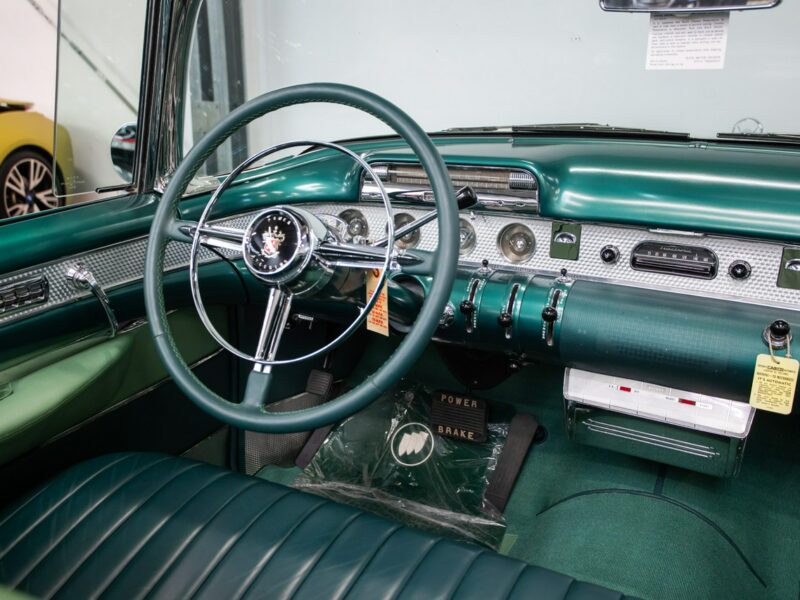 Buick Roadmaster Convertible 76C 1954 Stan fabryczny. Kolekcjonerski. Ideał VI (1954-1956)