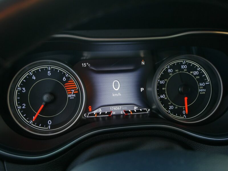 Jeep Cherokee 2.4 180KM Eu6 Limited Automat -Skóra el. reg +grzane fot i kierownica V (2014-)