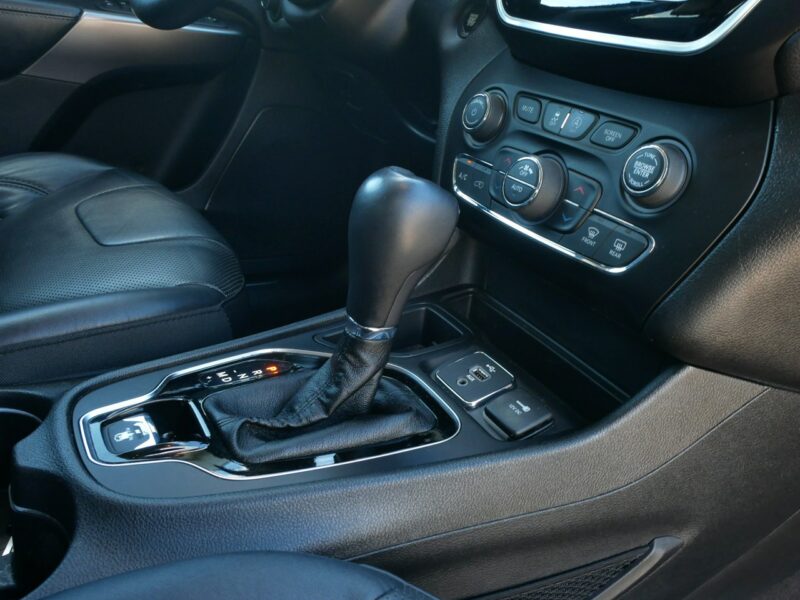 Jeep Cherokee 2.4 180KM Eu6 Limited Automat -Skóra el. reg +grzane fot i kierownica V (2014-)