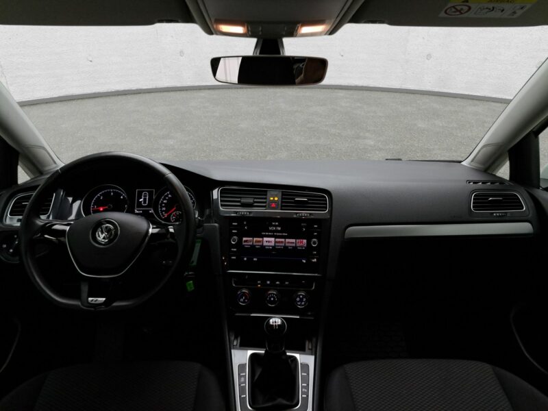 Volkswagen Golf VII (2012-)