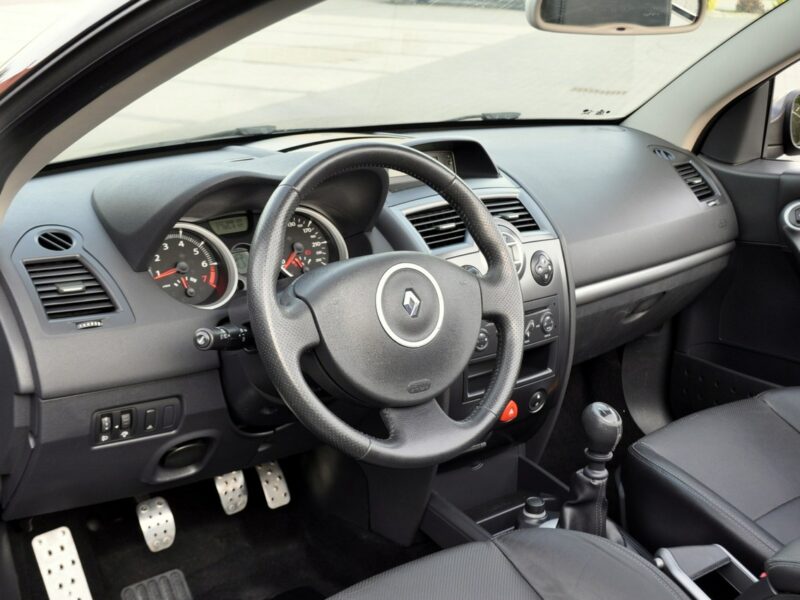 Renault Megane 2.0i(135KM)*Klimatronik*Skóry*Cabrio*I Wł*Grzane Fotele*PDC*Alu17"ASO II (2002-2008)
