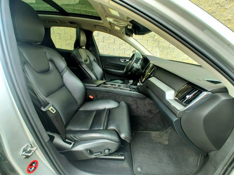 Volvo XC 60 II (2017-)