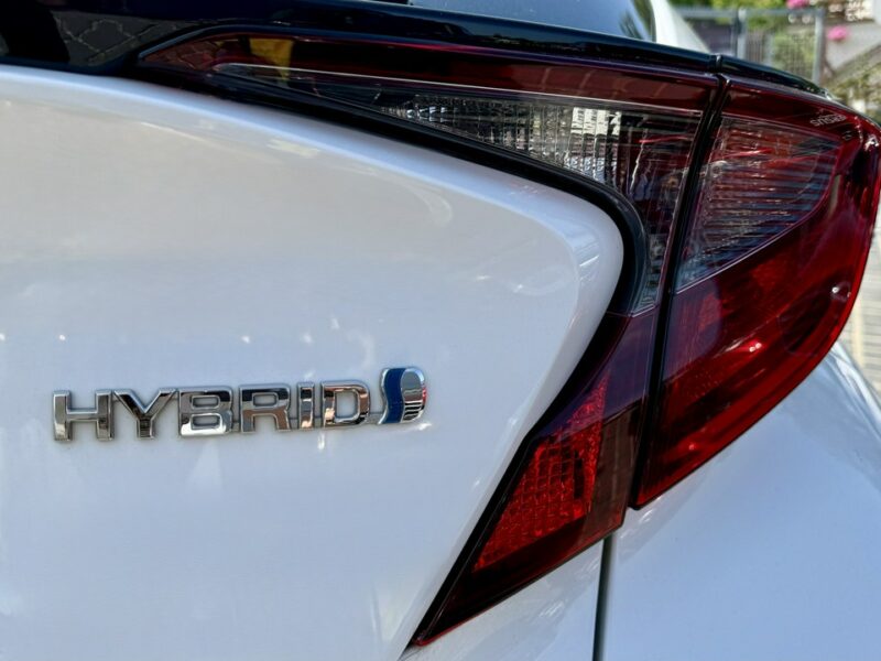 Toyota C-HR Salon Polska 1.8 Hybryda Radar Kamera cofania As.pasa
