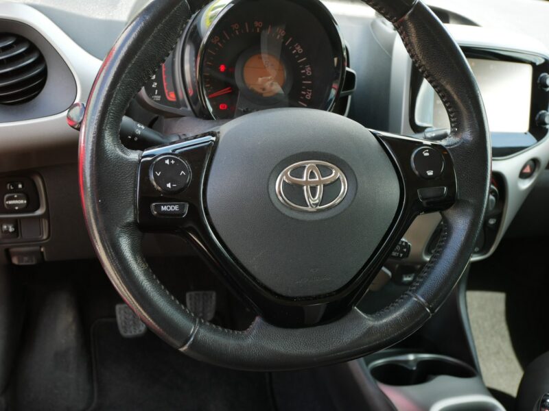 Toyota Aygo 1.0 VVT-i 69KM [EU6] -Klima -Kamera cofania -Zobacz II (2014-)