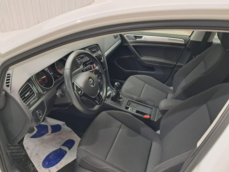Volkswagen Golf VII (2012-)