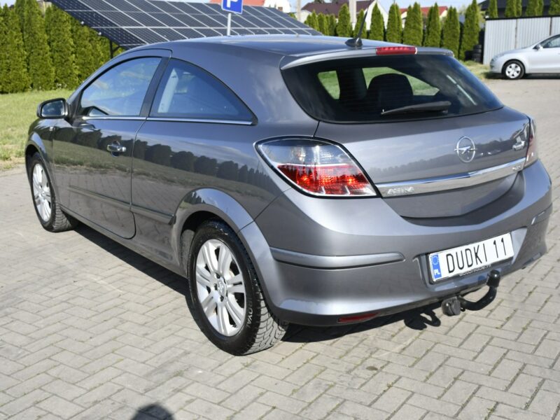 Opel Astra 1,6Benz OPC.Serwis.Klimatronic.Navigacja.Hak.Pół-skóry H (2004-2014)