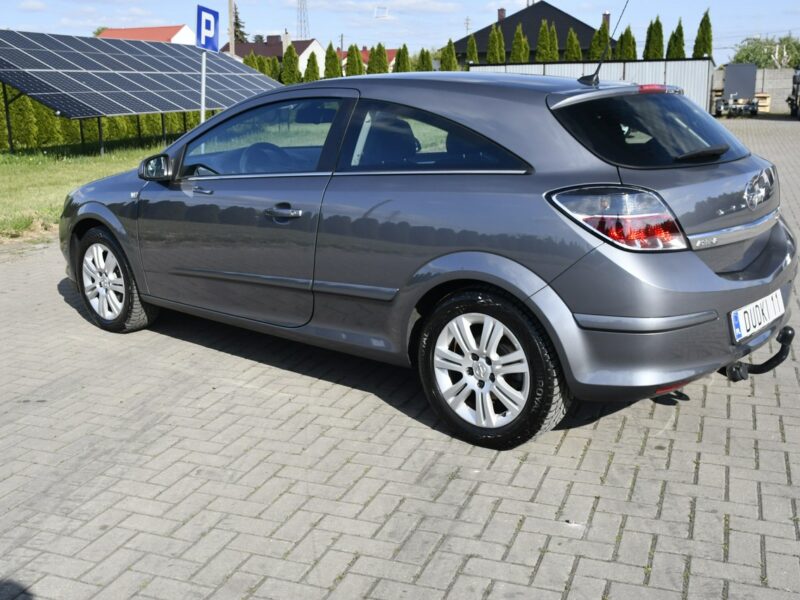Opel Astra 1,6Benz OPC.Serwis.Klimatronic.Navigacja.Hak.Pół-skóry H (2004-2014)