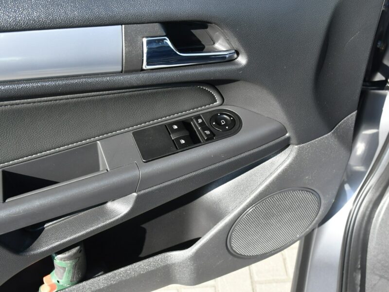 Opel Astra 1,6Benz OPC.Serwis.Klimatronic.Navigacja.Hak.Pół-skóry H (2004-2014)