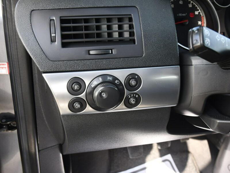 Opel Astra 1,6Benz OPC.Serwis.Klimatronic.Navigacja.Hak.Pół-skóry H (2004-2014)