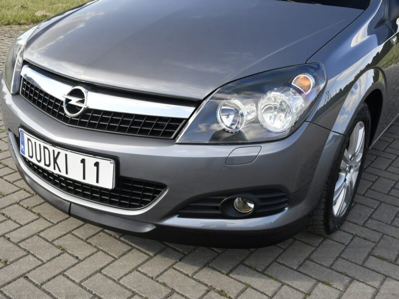 Opel Astra 1,6Benz OPC.Serwis.Klimatronic.Navigacja.Hak.Pół-skóry H (2004-2014)