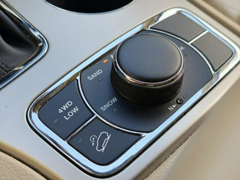 Jeep Grand Cherokee IV (2010-)