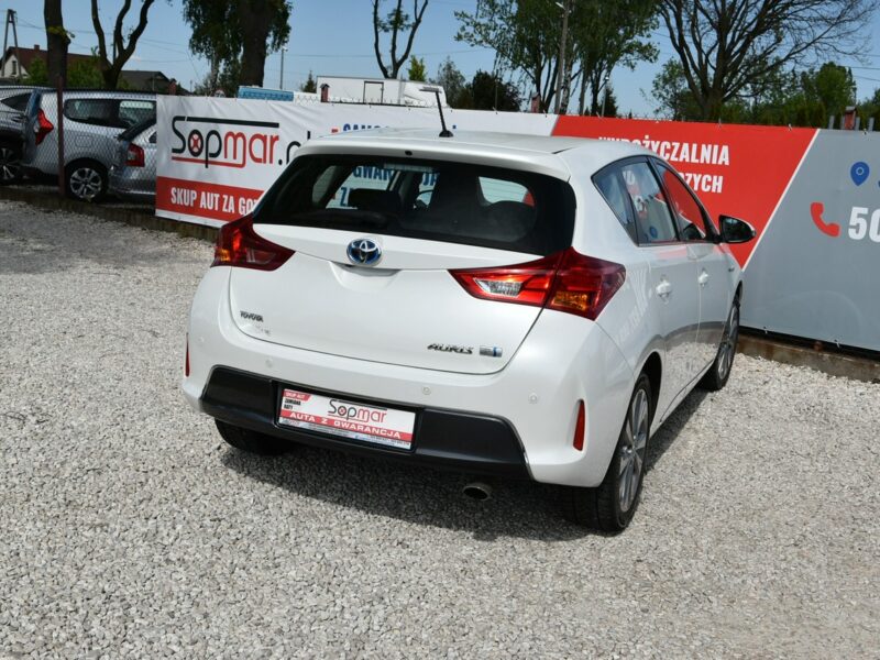 Toyota Auris Hybrid 1.8 136KM 2013r. Premnium Skóra NAVi Kamera LED 133tkm POLECAM II (2012-)