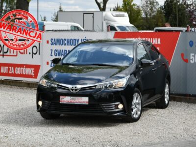 Toyota Corolla 1.6Valvematic 132KM 2018r. lift SALON Climatronic Kamera LED 47tkm Seria E16 (2012-)
