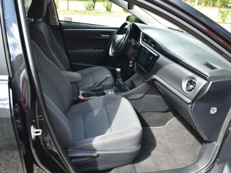 Toyota Corolla 1.6Valvematic 132KM 2018r. lift SALON Climatronic Kamera LED 47tkm Seria E16 (2012-)