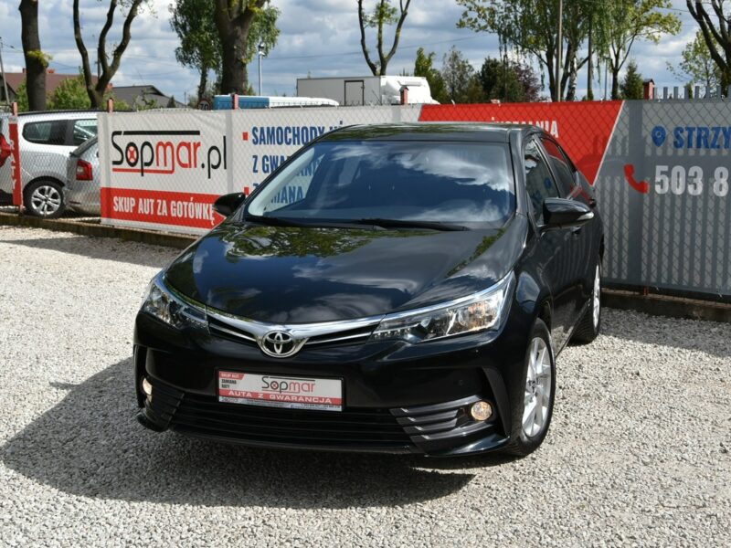 Toyota Corolla 1.6Valvematic 132KM 2018r. lift SALON Climatronic Kamera LED 47tkm Seria E16 (2012-)