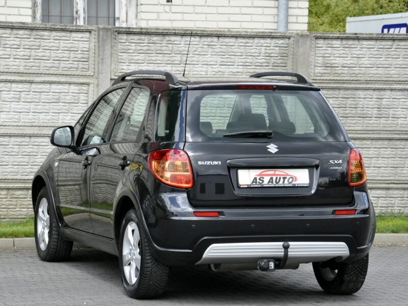 Suzuki SX4 1,6i 120KM Premium/Alu/KeyLessGo/Parktronic/Relingi/Serwisowany/PDC I (2006-2013)