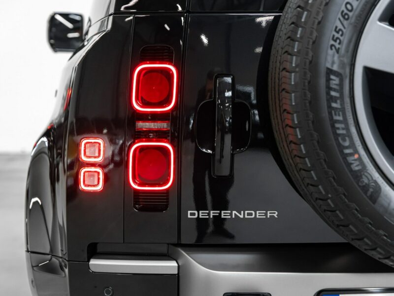 Land Rover Defender 3.0D 300KM X-Dynamic HSE. Gwarancja 05.2030. Konfiguracja 532 840 zł! IV (2019-)