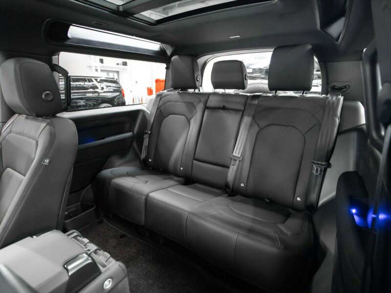 Land Rover Defender 3.0D 300KM X-Dynamic HSE. Gwarancja 05.2030. Konfiguracja 532 840 zł! IV (2019-)