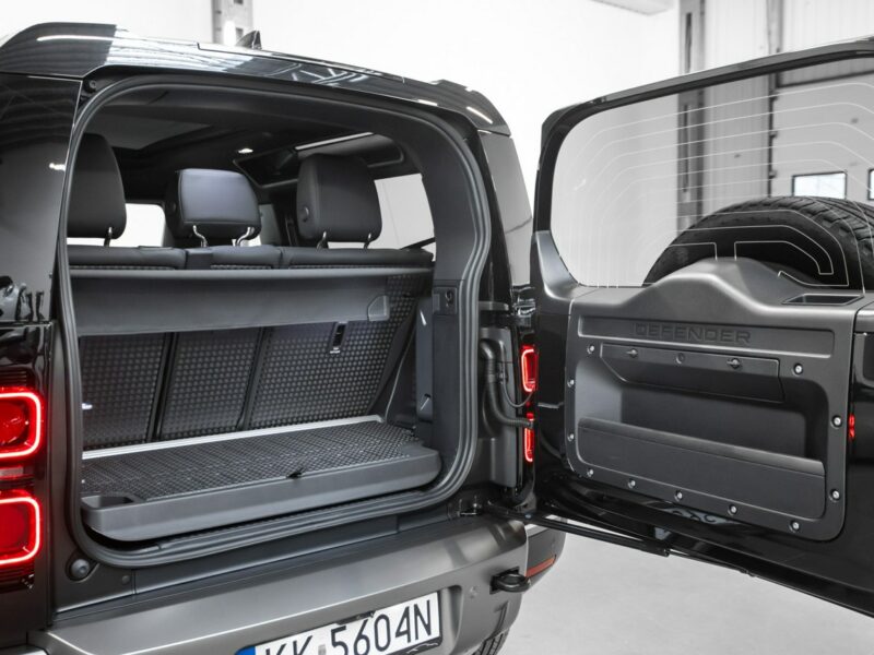 Land Rover Defender 3.0D 300KM X-Dynamic HSE. Gwarancja 05.2030. Konfiguracja 532 840 zł! IV (2019-)