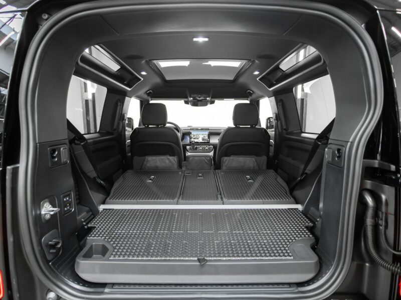 Land Rover Defender 3.0D 300KM X-Dynamic HSE. Gwarancja 05.2030. Konfiguracja 532 840 zł! IV (2019-)