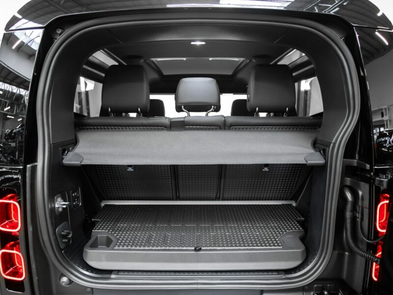 Land Rover Defender 3.0D 300KM X-Dynamic HSE. Gwarancja 05.2030. Konfiguracja 532 840 zł! IV (2019-)
