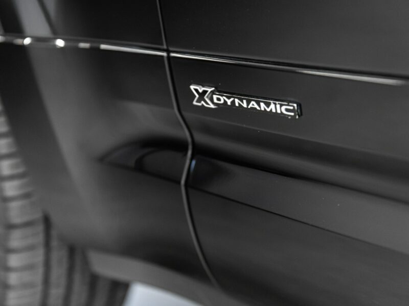 Land Rover Defender 90 3.0D X-Dynamic SE. Lodówka. Pneumatyka. Hak. Panorama. FV23%. IV (2019-)