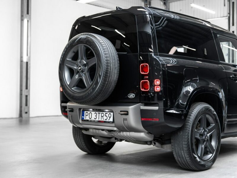 Land Rover Defender 90 3.0D X-Dynamic SE. Lodówka. Pneumatyka. Hak. Panorama. FV23%. IV (2019-)