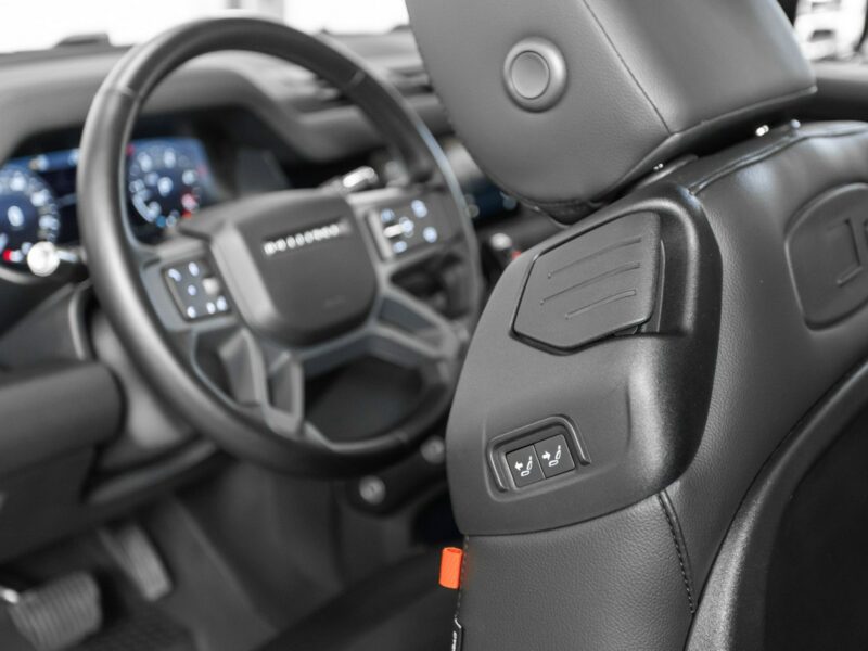 Land Rover Defender 90 3.0D X-Dynamic SE. Lodówka. Pneumatyka. Hak. Panorama. FV23%. IV (2019-)