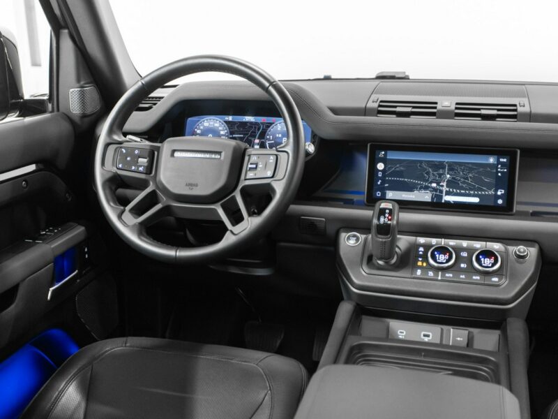 Land Rover Defender 90 3.0D X-Dynamic SE. Lodówka. Pneumatyka. Hak. Panorama. FV23%. IV (2019-)
