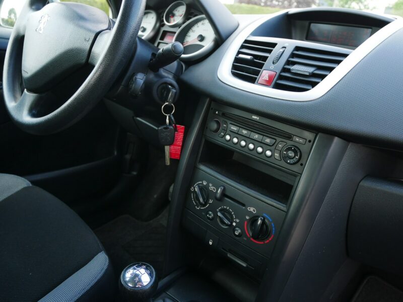 Peugeot 207 1.4 75KM -5 Drzwi -Klima -Zobacz