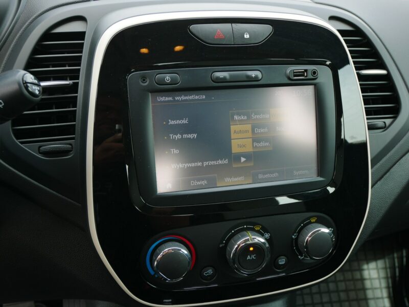 Renault Captur 0.9 TCe 90KM [Eu6] -Navi -Zobacz I (2013-2019)